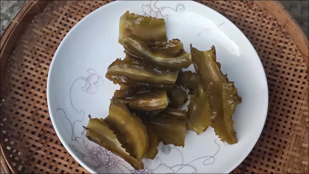 Cách làm đậu rồng muối chua giòn ngon ăn hoài không chán